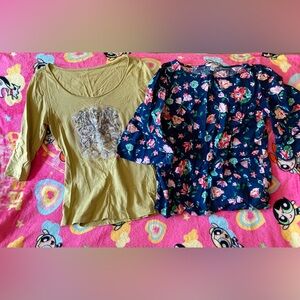 🌸Lot of 2 Women’s Three-Quarter Sleeve Cotton Shirts, size Small